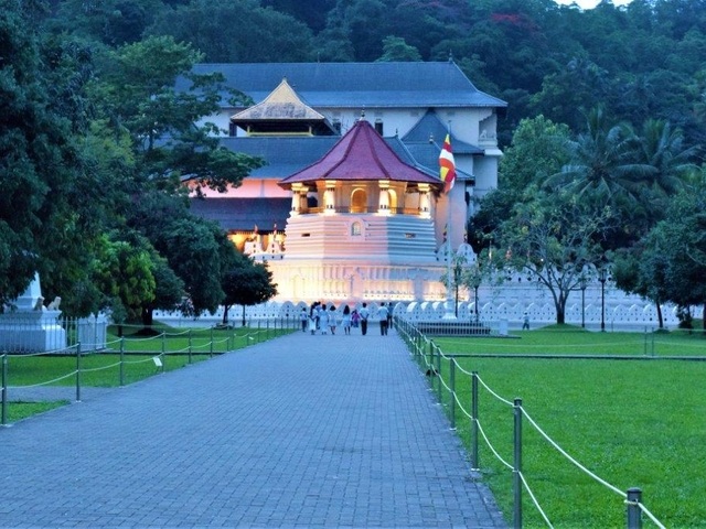 7 Nights - 8 Days Glimpse of Sri Lanka